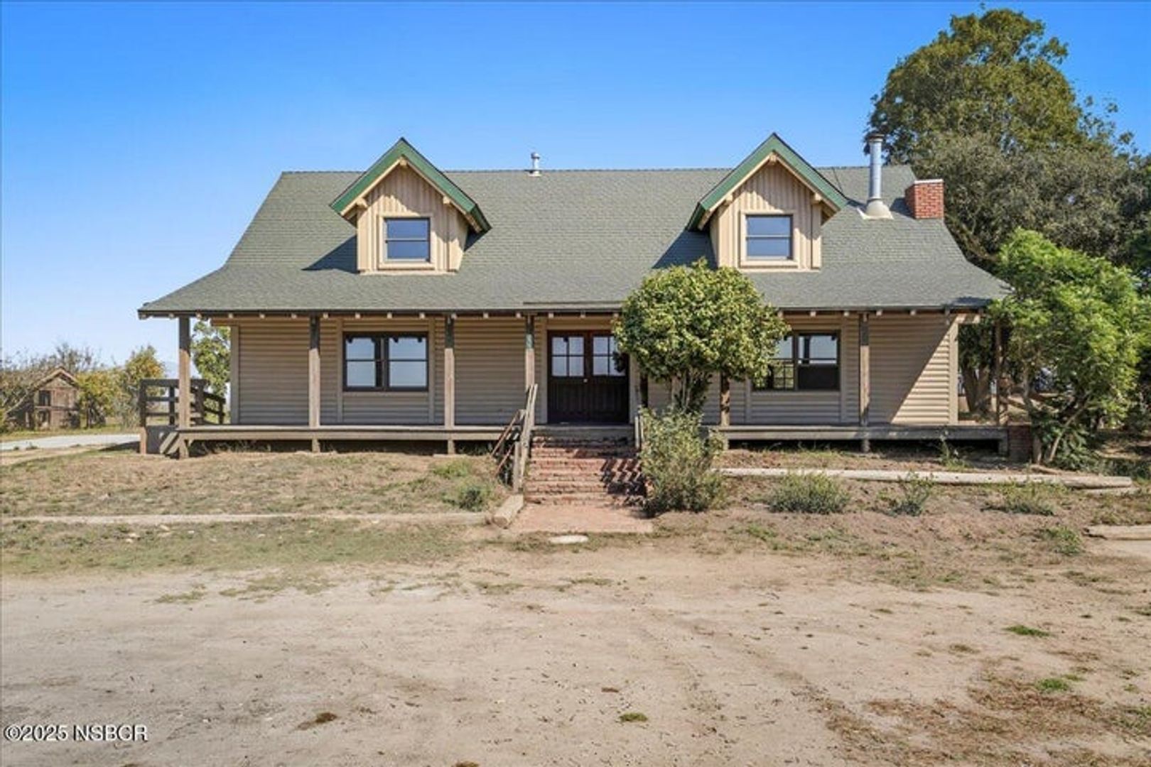 Santa Maria Apartment: 2935 E Clark Ave