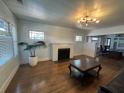 Charming Restored Historic Home in Downtown SLO (Groups Welcome) – photo 1