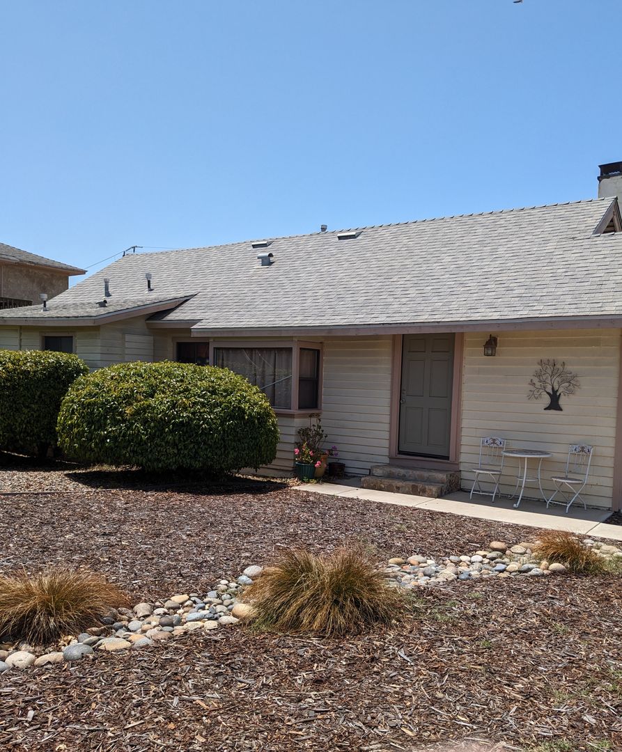 Santa Maria Apartment: 610 Union Ave