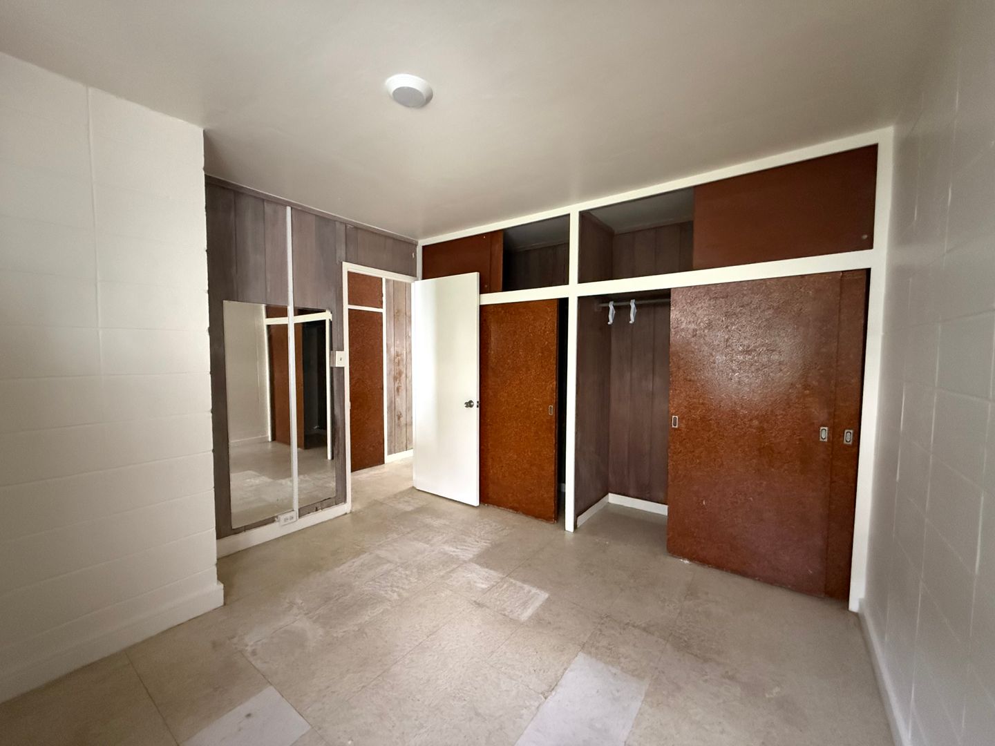 Honolulu Apartment: 1415 Kinau Street