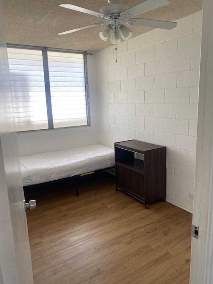 Honolulu Apartment: 1917 Algaroba St.