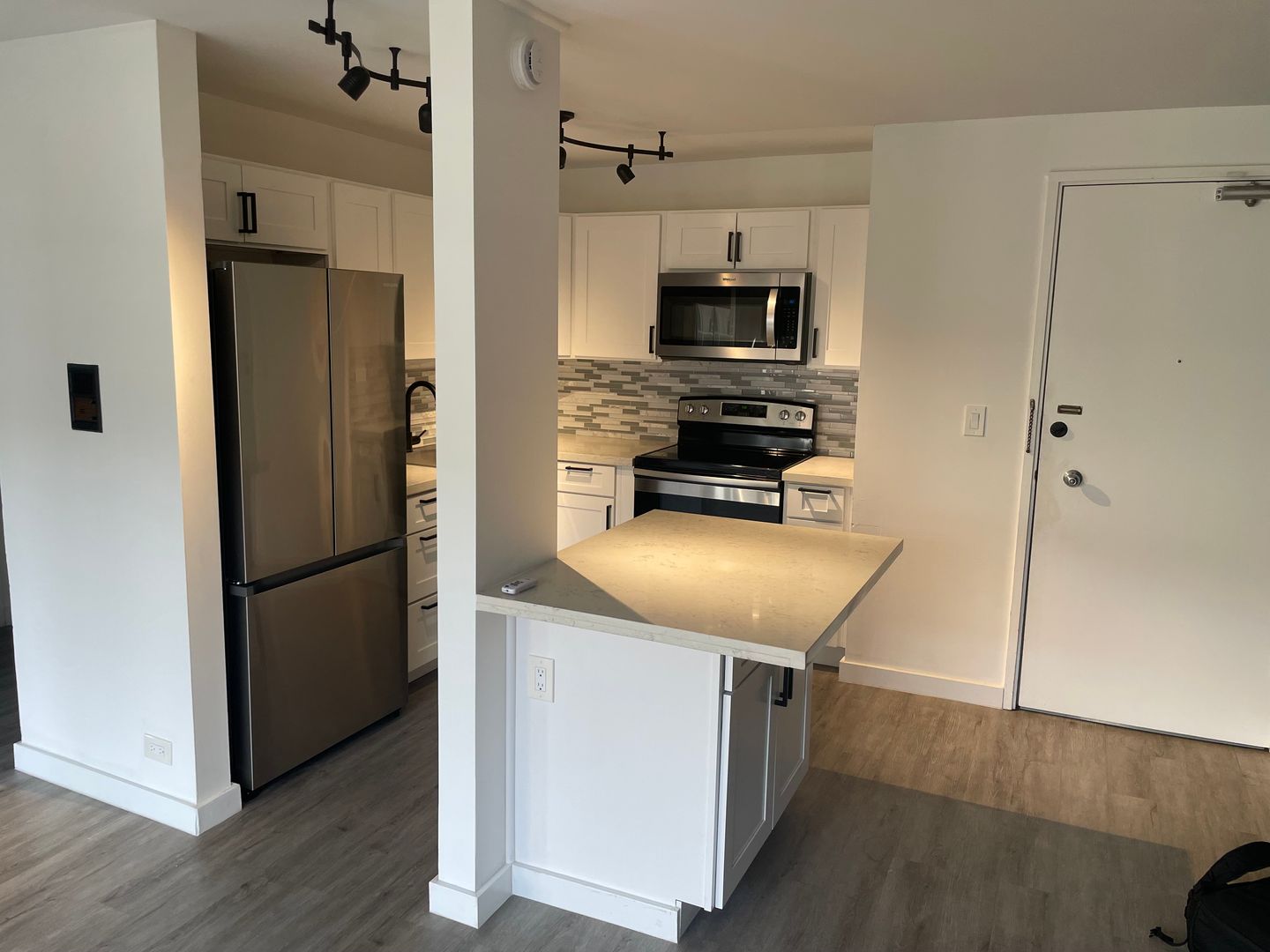 Honolulu House: 785 Kinau St