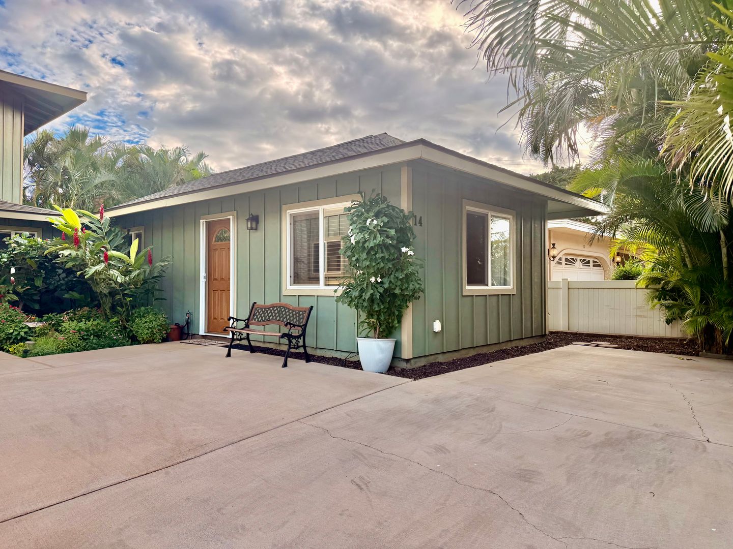 Kihei House: 16 Honuea St