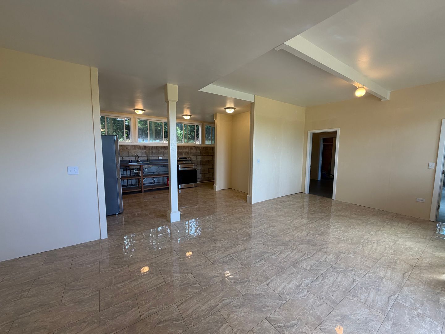 Haiku Apartment: 2397 Lilikoi Road