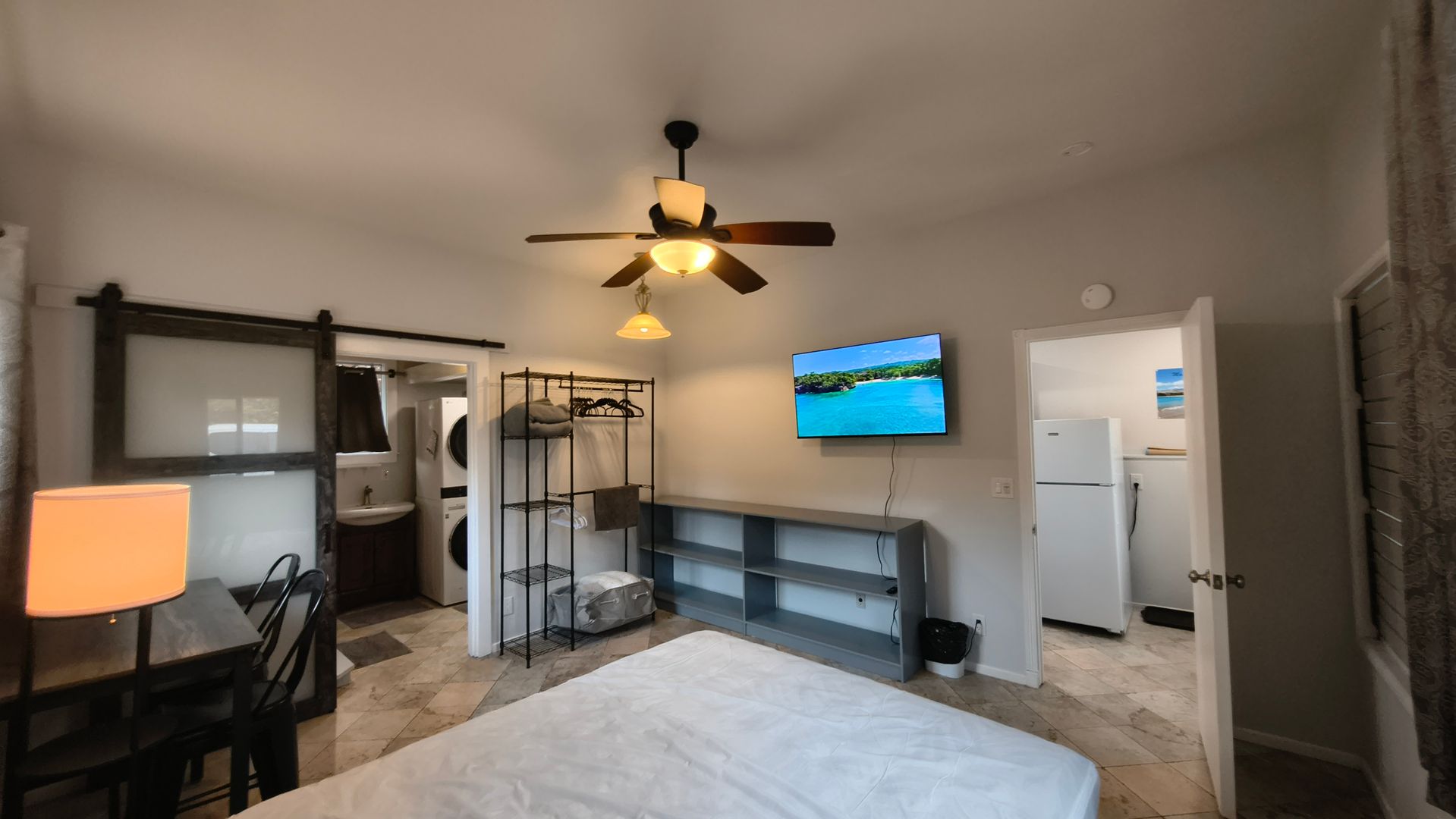 Captain Cook House: 86-4454 Mamalahoa Hwy