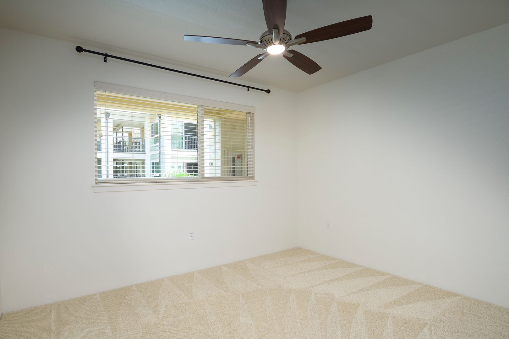 Kailua House: 455 Kailua Road Unit 4205