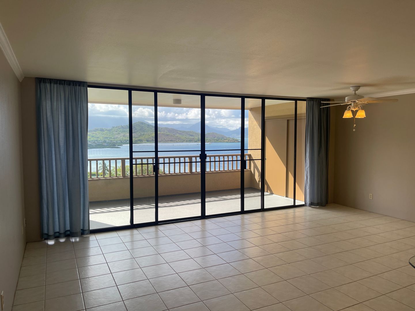 Kaneohe House: 46-055 Meheanu Pl
