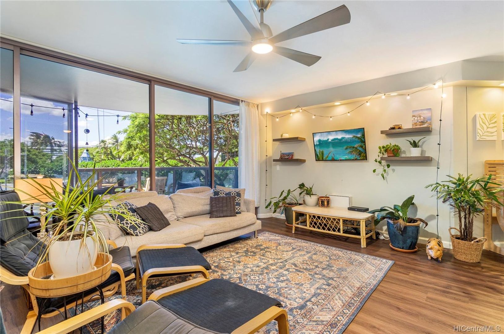 Honolulu House: 415 South Street  unit 202