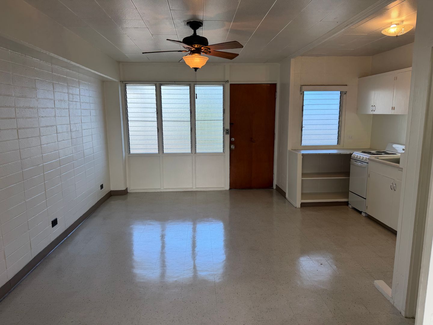 Kaneohe Apartment: 45-1127 Kamehameha Hwy Residential