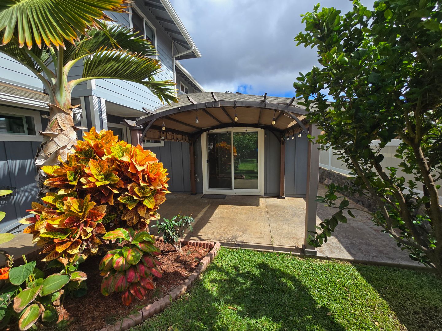 Wailuku Apartment: 151 Moolu Circle