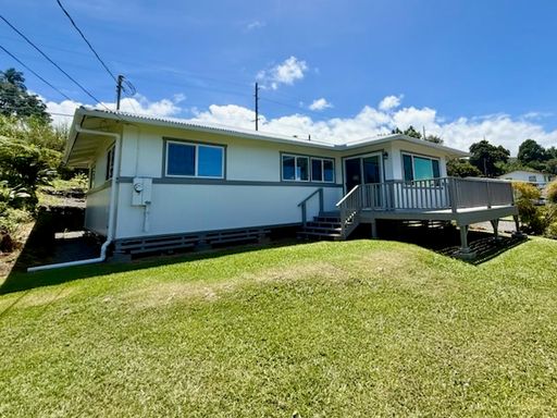 3 Bed 2 Bath Home for rent in Laupahoehoe – photo 1