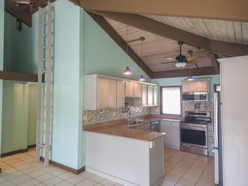 Peaceful Living at Kawaihau Sports Villa – photo 1