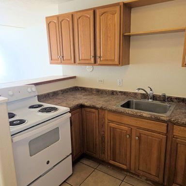 Condo - Harbor Lights 2 Bedroom 1.5 Bath Near UH Maui Campus – photo 1