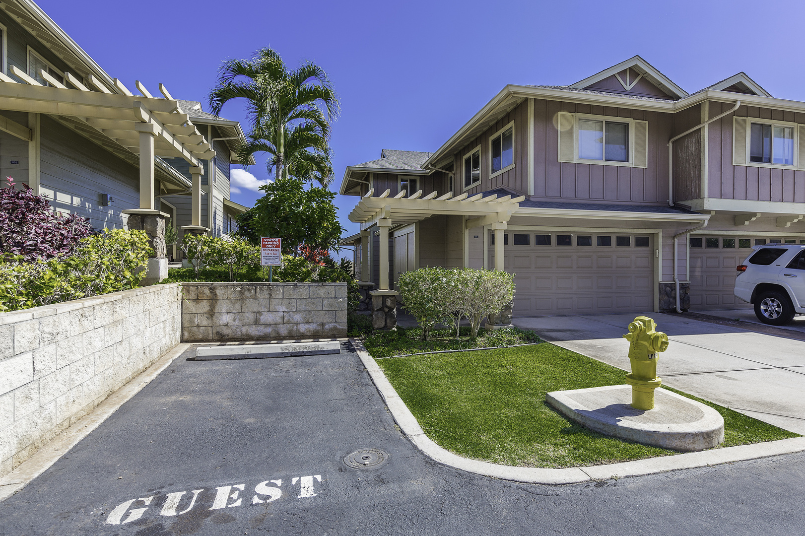 Kapolei House: 92-7139 Elele St.