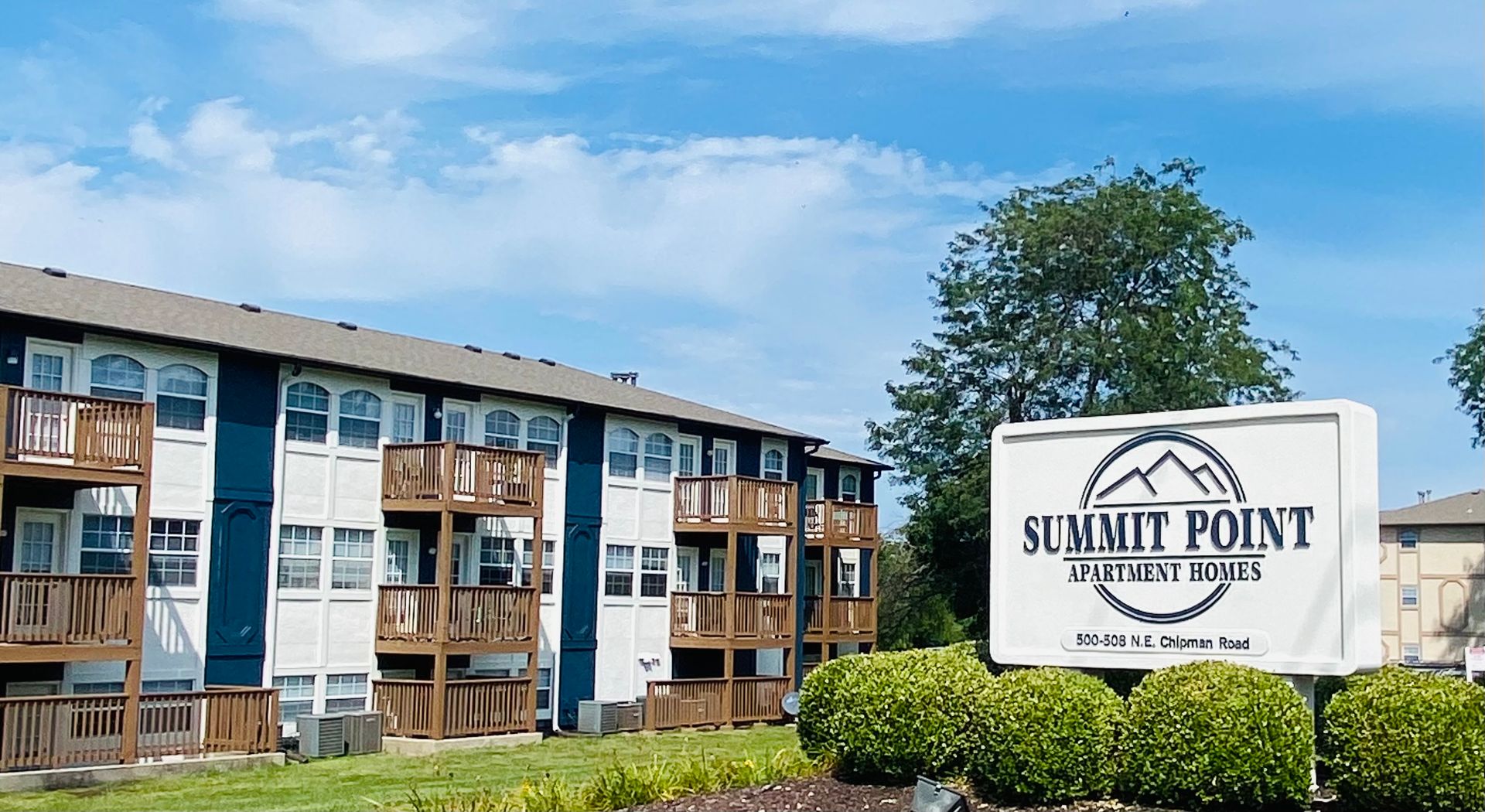 Lees Summit Apartment: 504 NE Chipman Rd