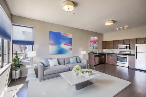 $1,000 OFF Spacious 2-Bedroom Homes with Breathtaking Views of Historic Hyde Park! – photo 1