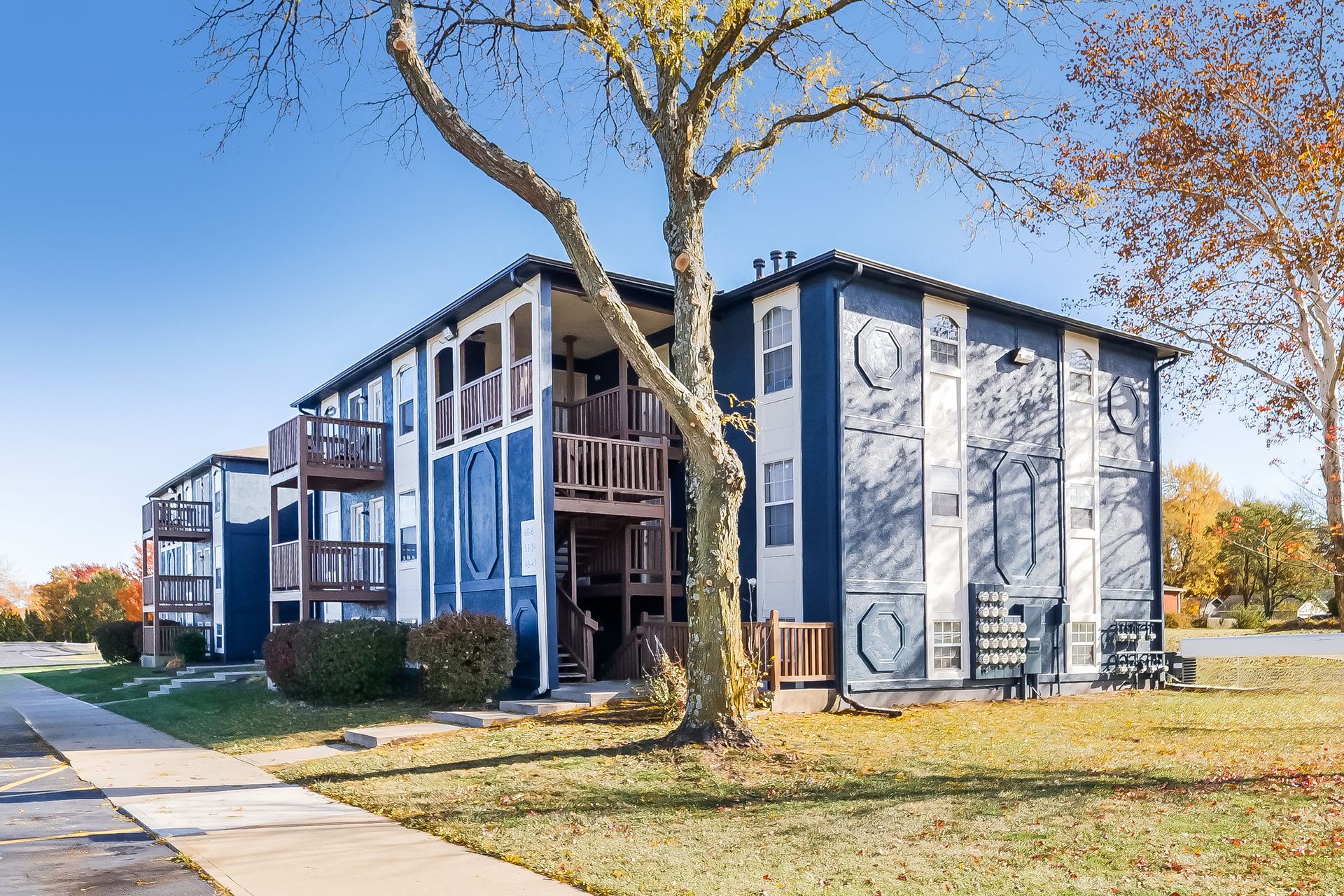 Lees Summit Apartment: 504 NE Chipman Rd