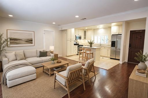 Modern Comfort Meets California Charm! 3BD/2BA in Reseda – photo 1