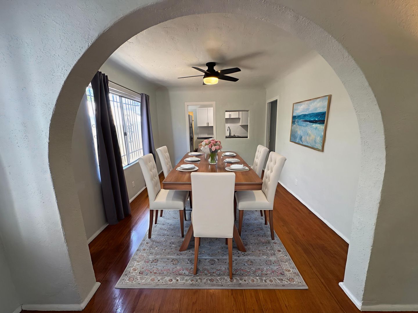 1344-6 South Hudson Ave. 