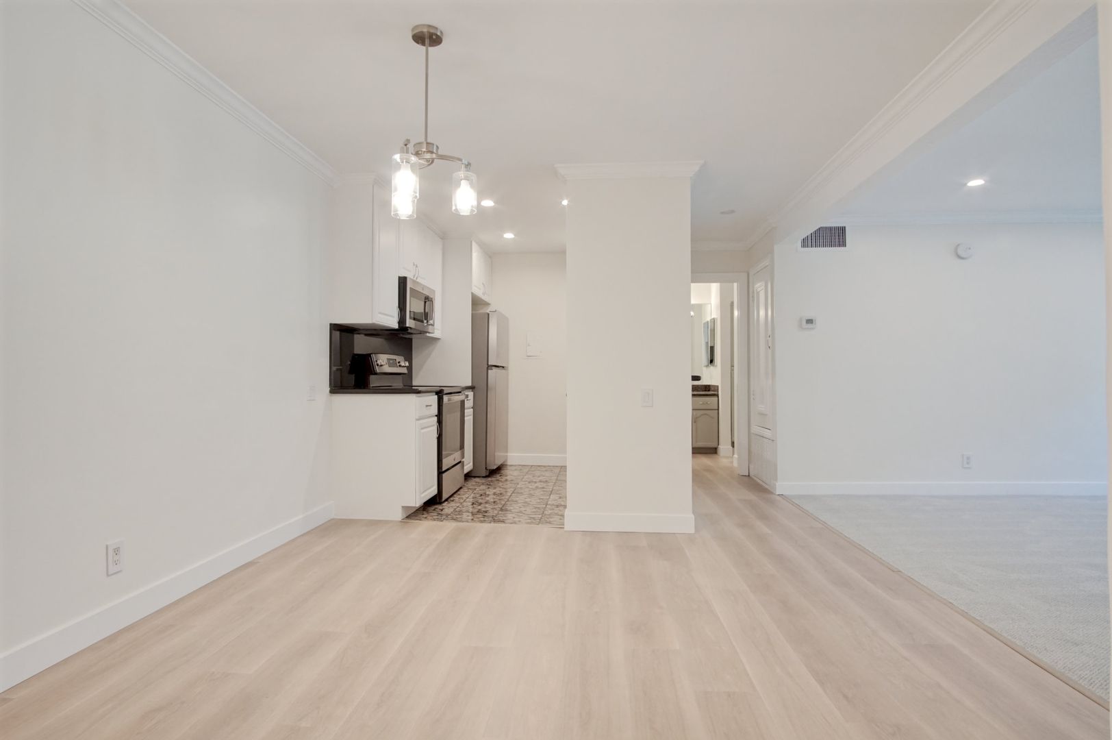 5460 White Oak Ave., Unit G217 6 of 12
