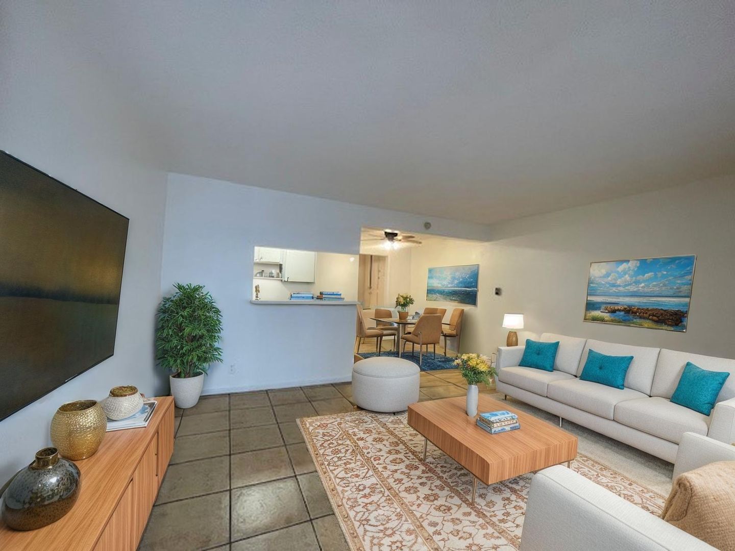 Long Beach Apartment: 645 Atlantic Ave