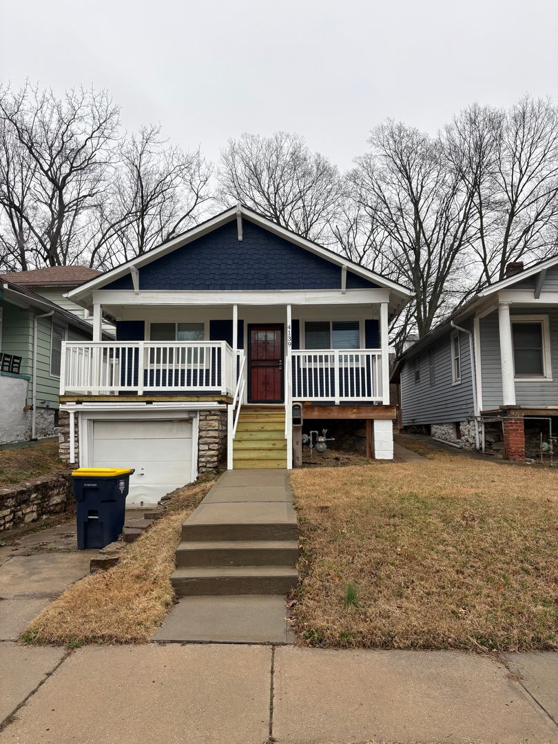 Kansas City House: 4139 Flora