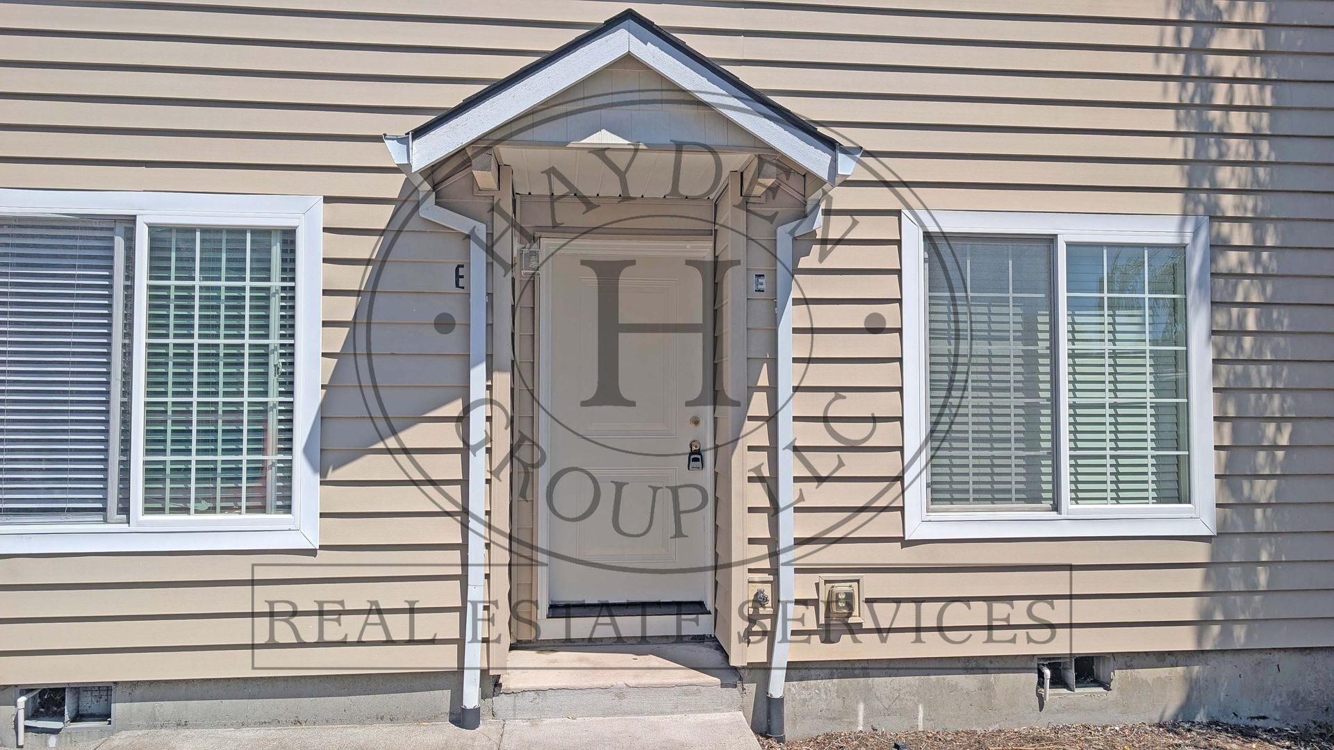 Forest Grove House: 2825 Pacific Ave #E