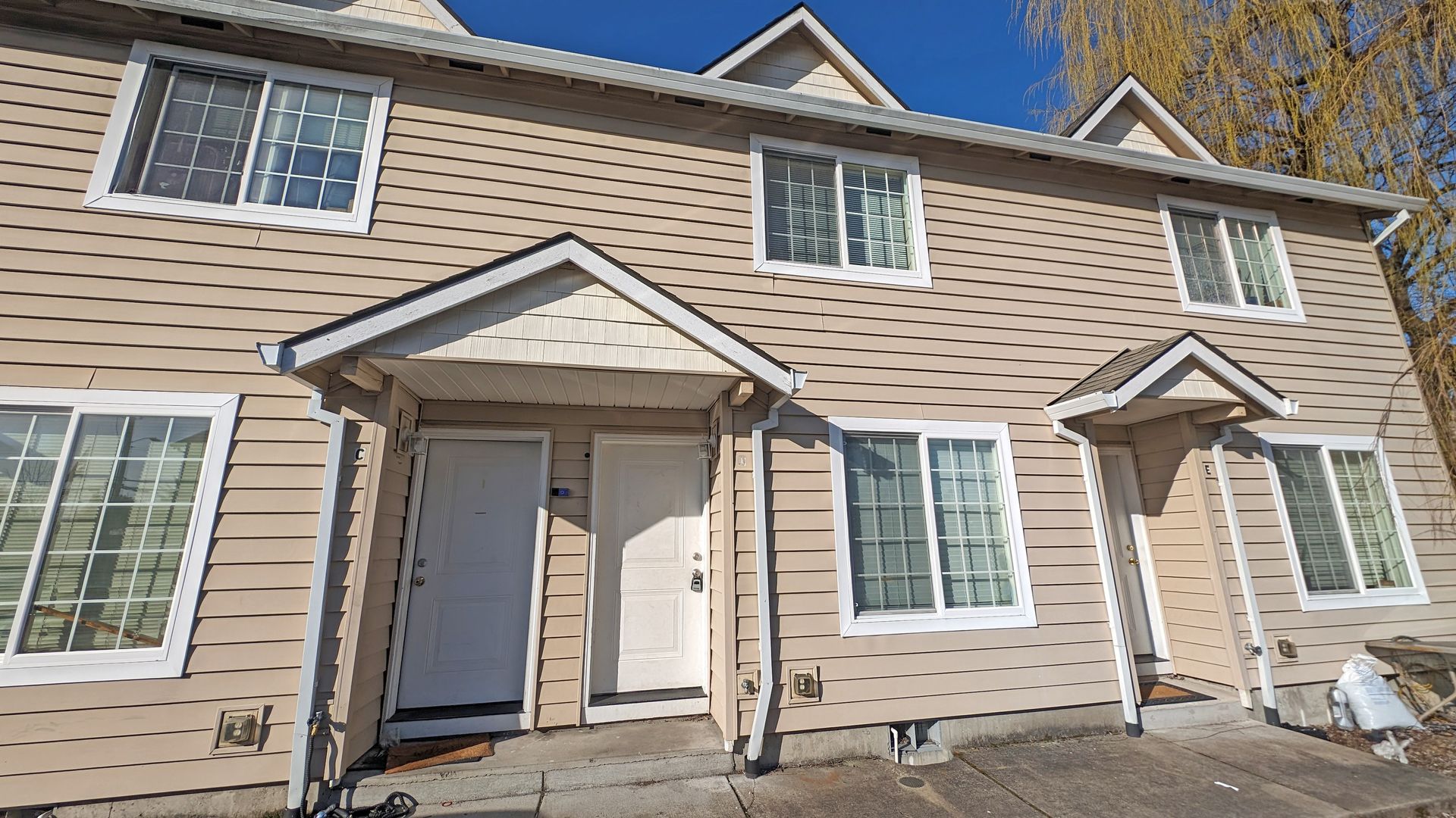 Forest Grove House: 2825 Pacific Ave #E