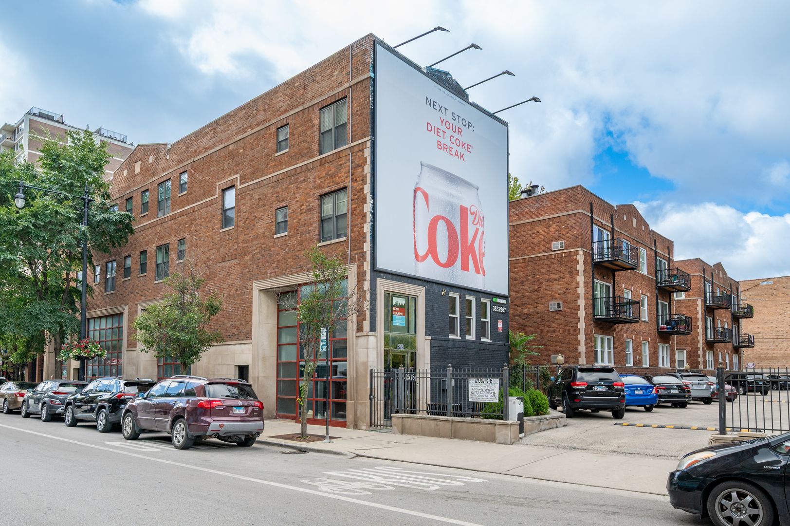 Chicago Apartment: 501-19 W Deming/2508-18 N. Clark