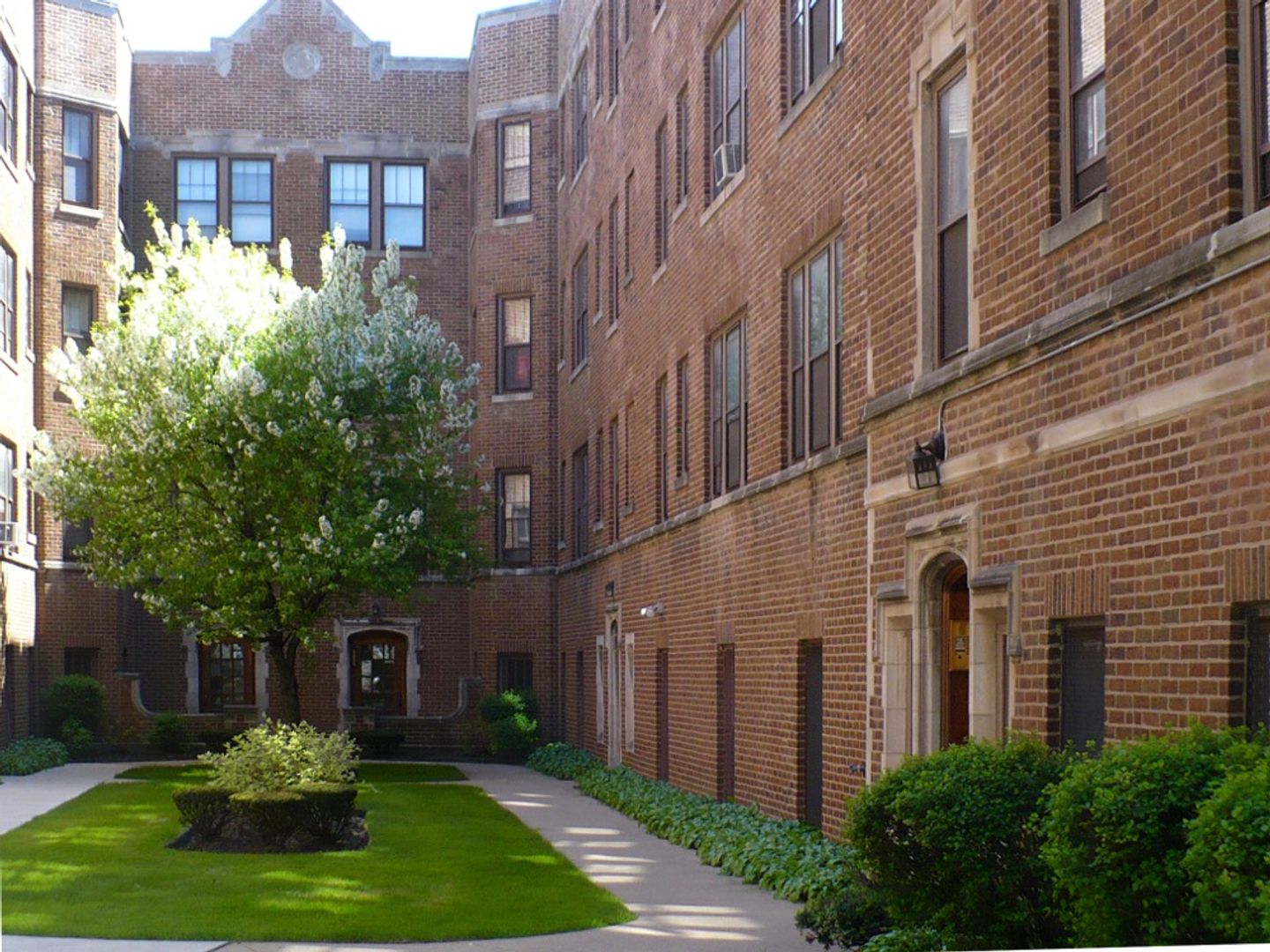 Chicago Apartment: 4241-47 N. Hermitage