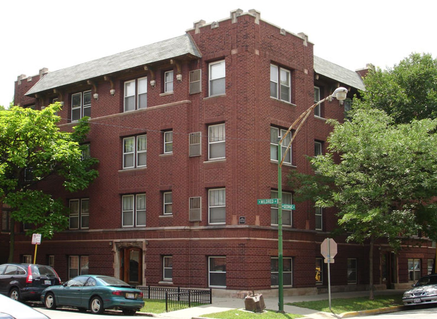 Chicago Apartment: 2854-58 N. Mildred