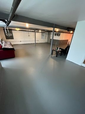 LARGE WORKSPACE – photo 1