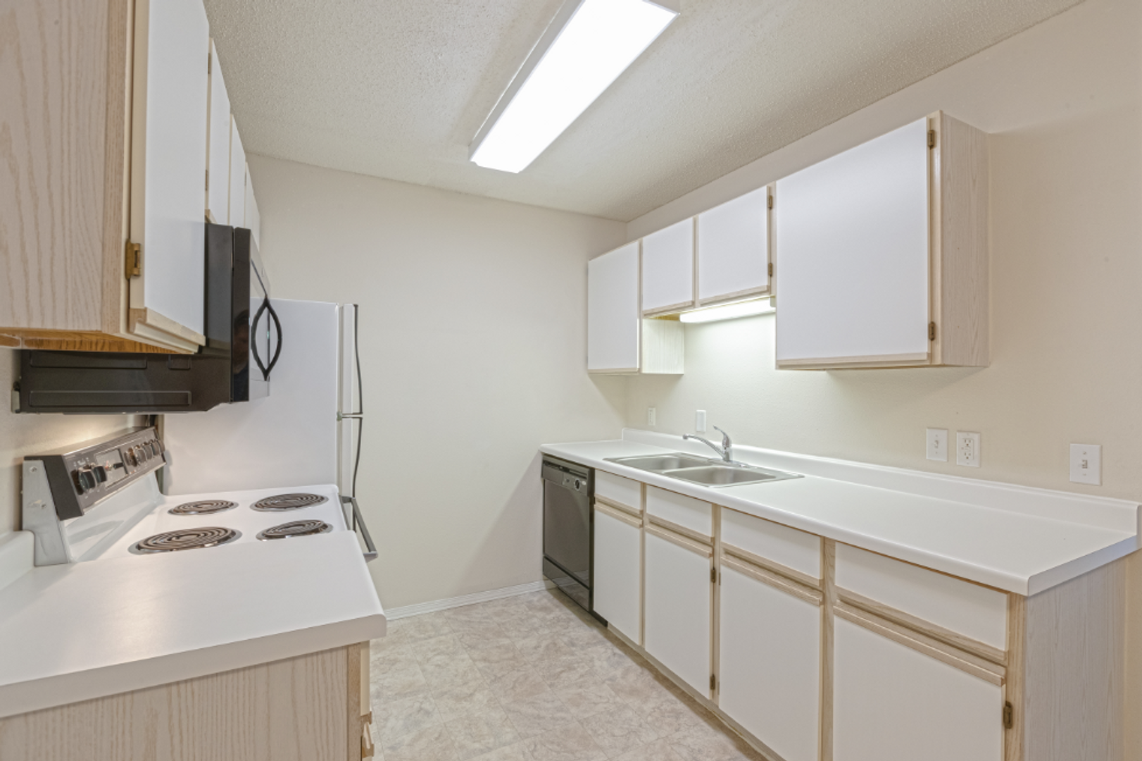 Burnsville Apartment: 700 Evergreen Drive