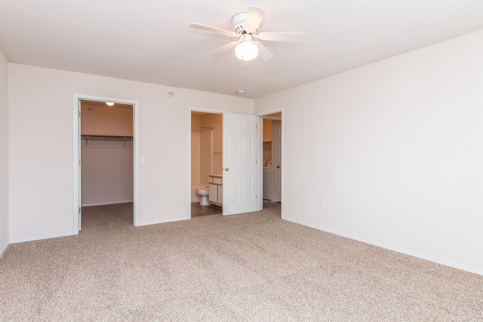 Burnsville Apartment: 700 Evergreen Drive