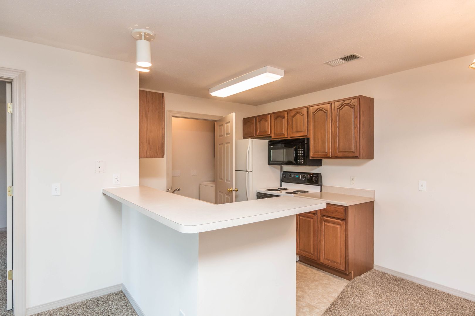 Sioux Falls Apartment: 5107 South Marion Road