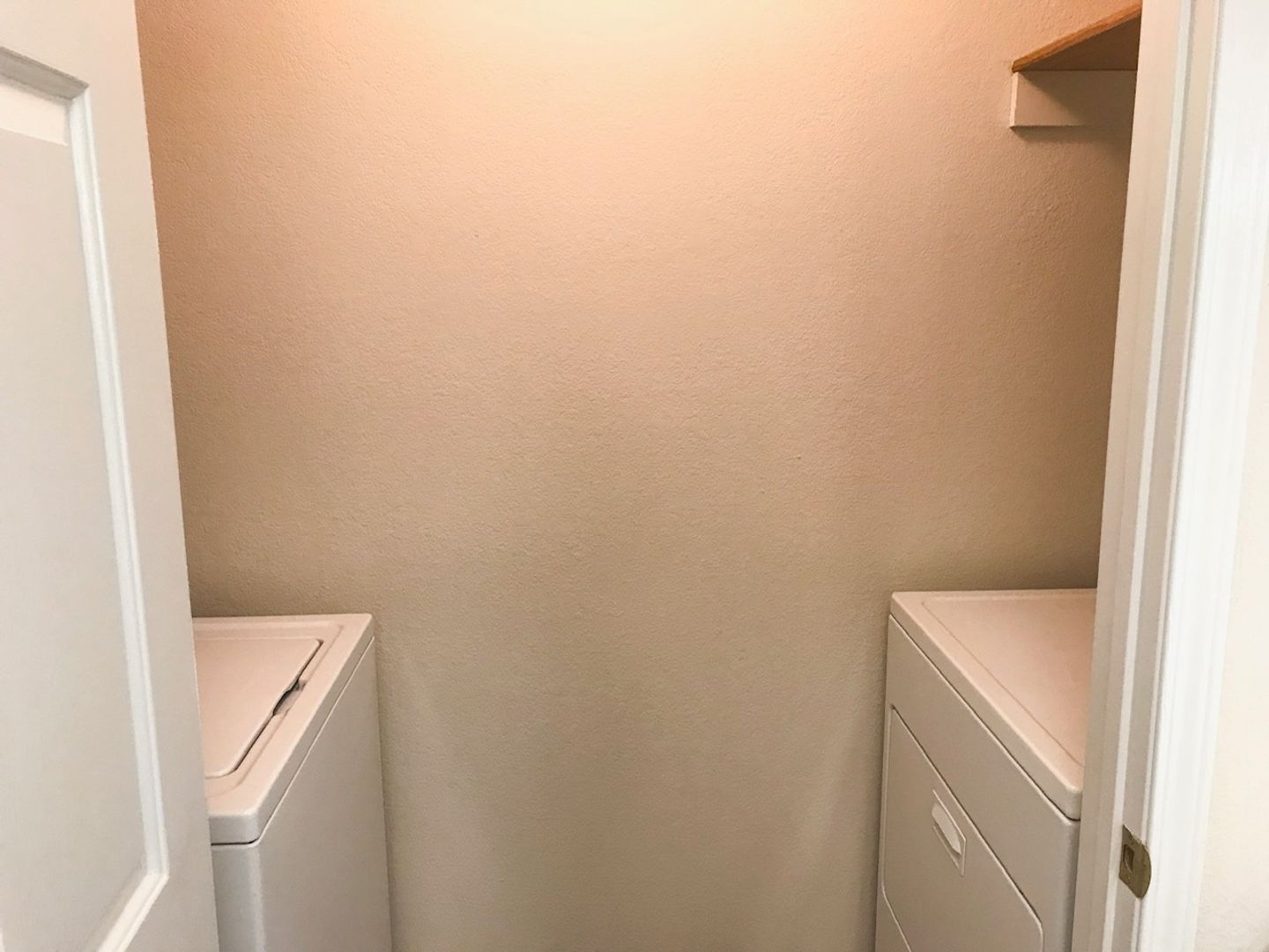 Laundry room at SOUTH POINTE (2 of 4)
