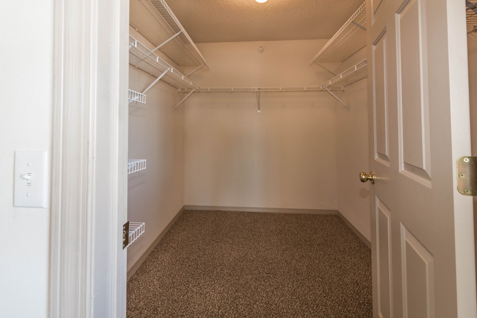 Apple Valley Apartment: 15600 Galaxie Avenue