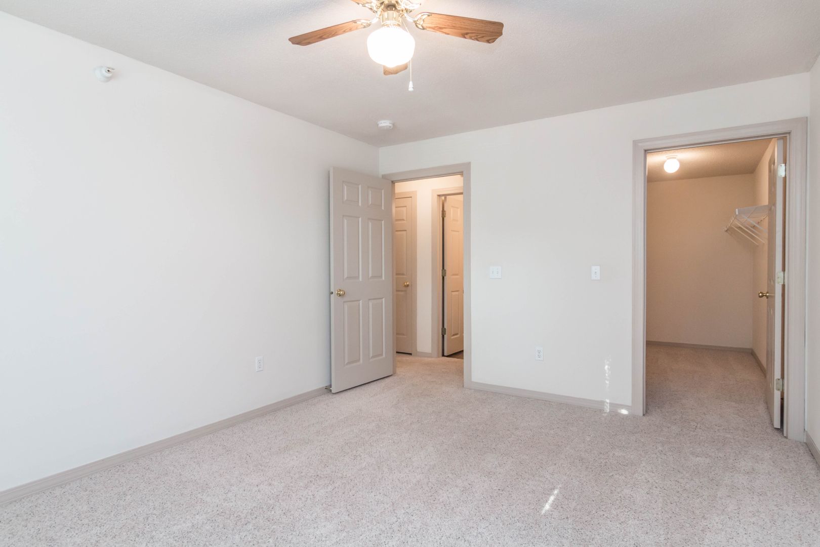 LEXINGTON ESTATES 1 of 10