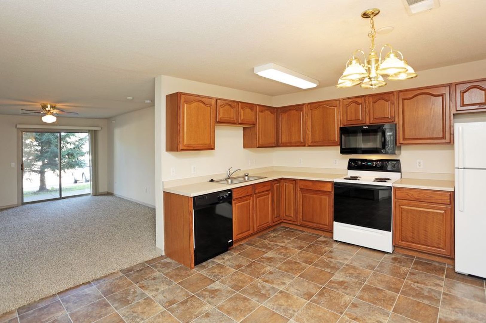 Sioux Falls Apartment: 5107 South Marion Road