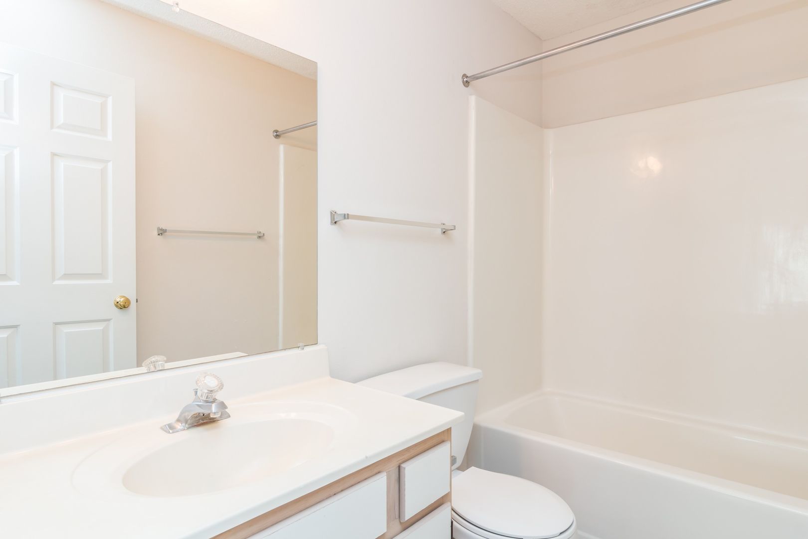 Burnsville Apartment: 700 Evergreen Drive