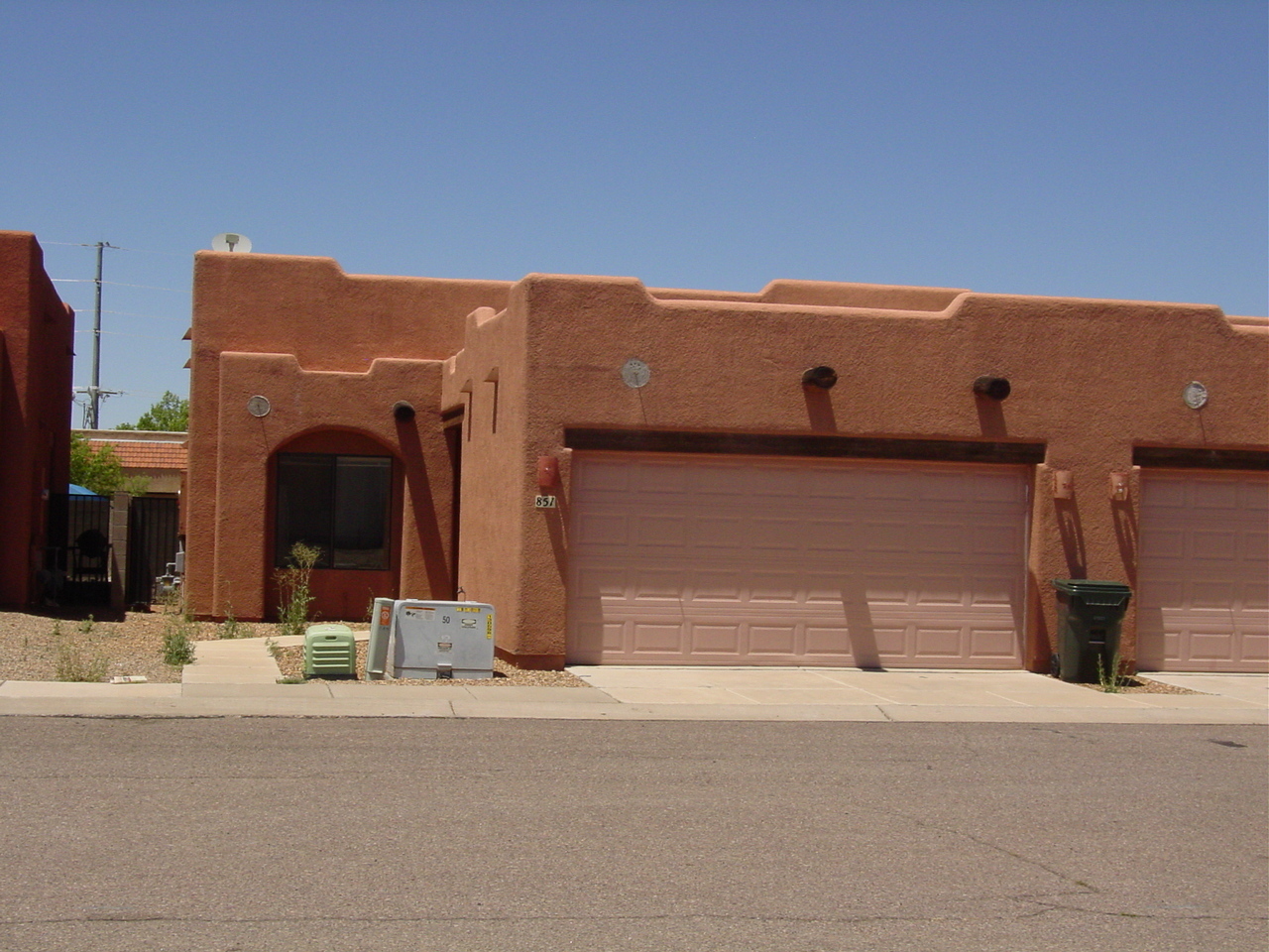 Sierra Vista House: 851 Ocotillo Drive