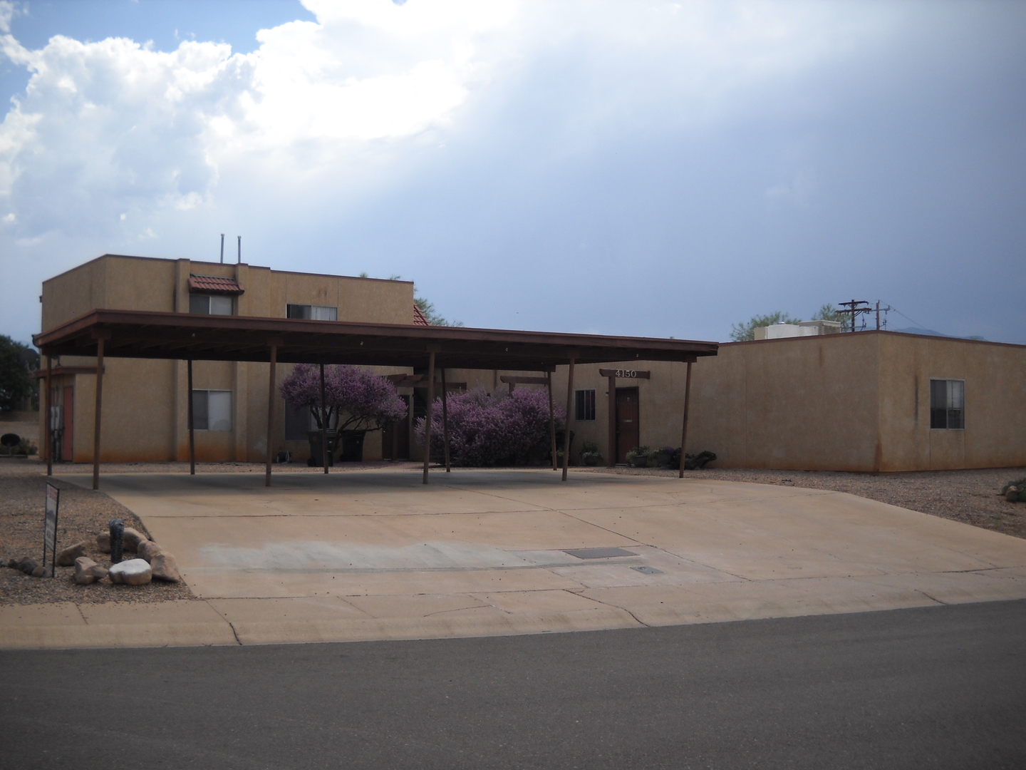 Sierra Vista House: 4150 Calle Ladero #B