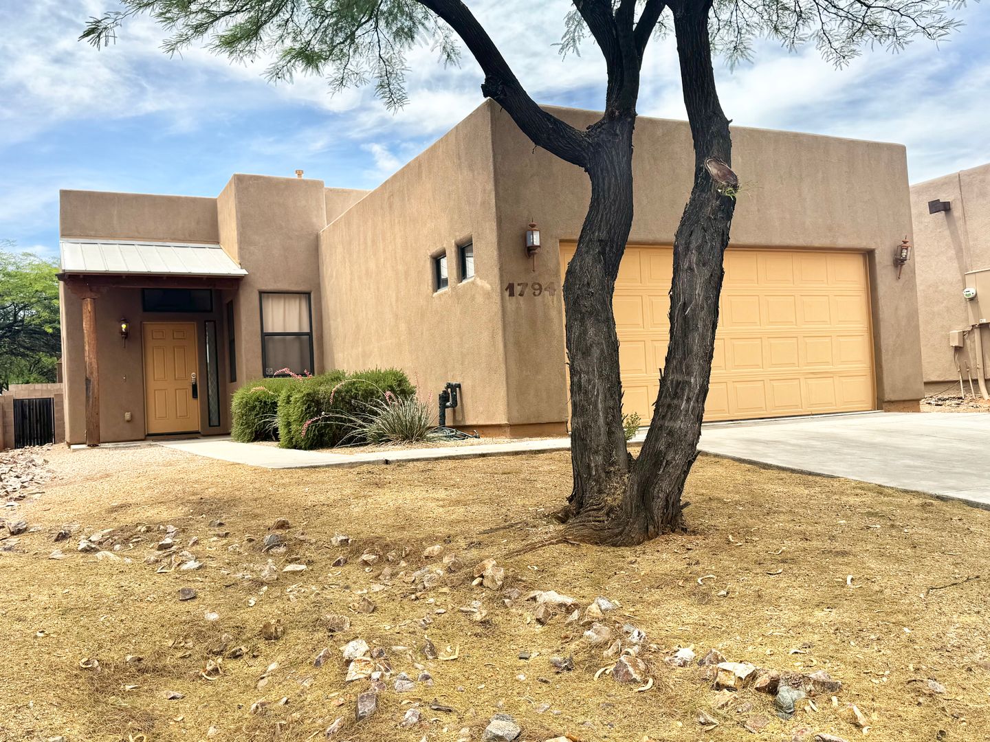 Sierra Vista House: 1794 Chaplin Carter Drive