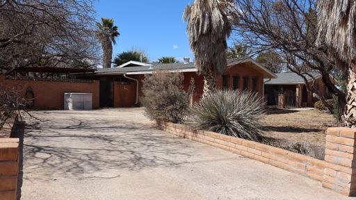 5 bedroom – photo 1