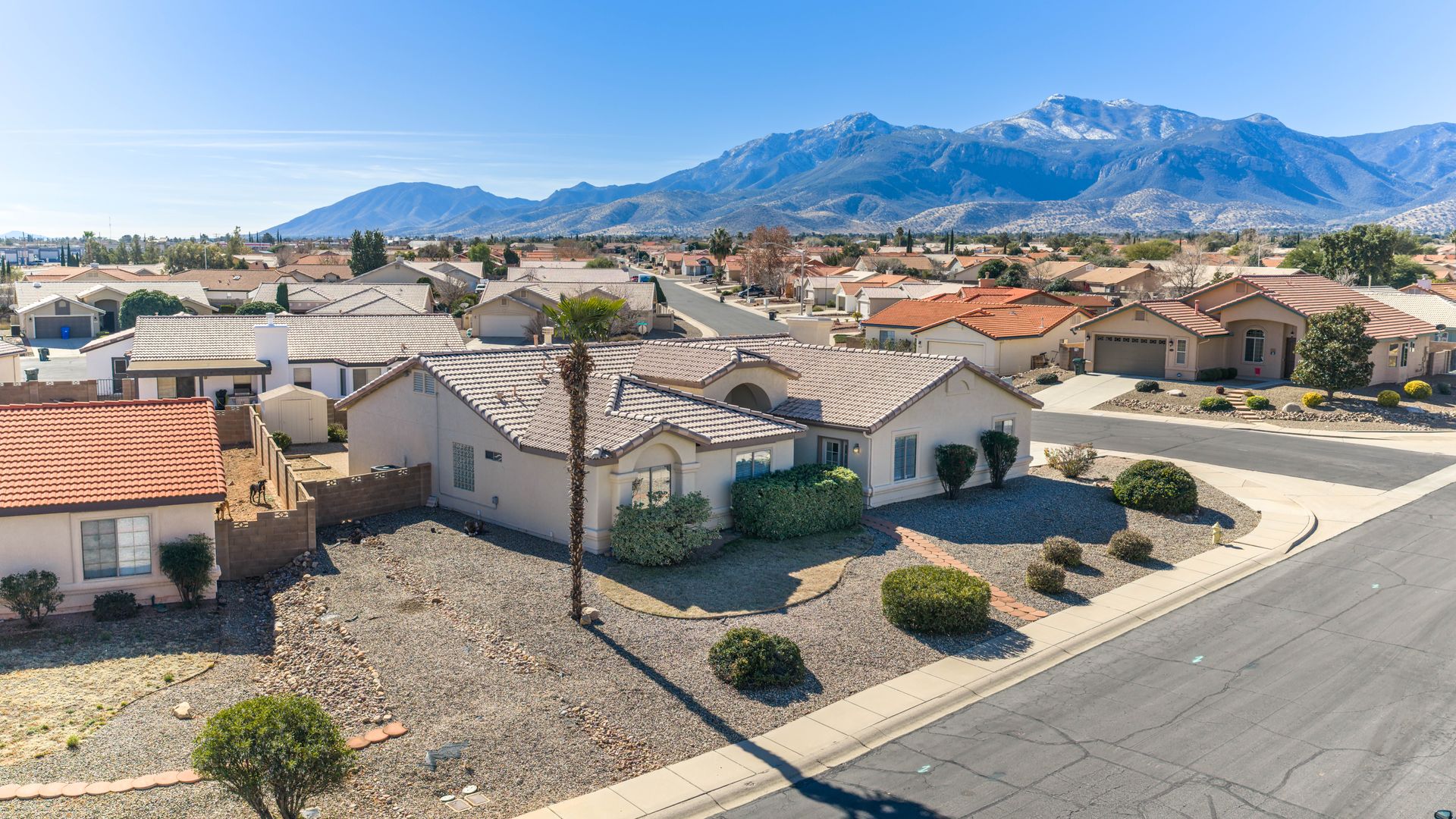 Sierra Vista House: 3824 Plaza de la Yerba