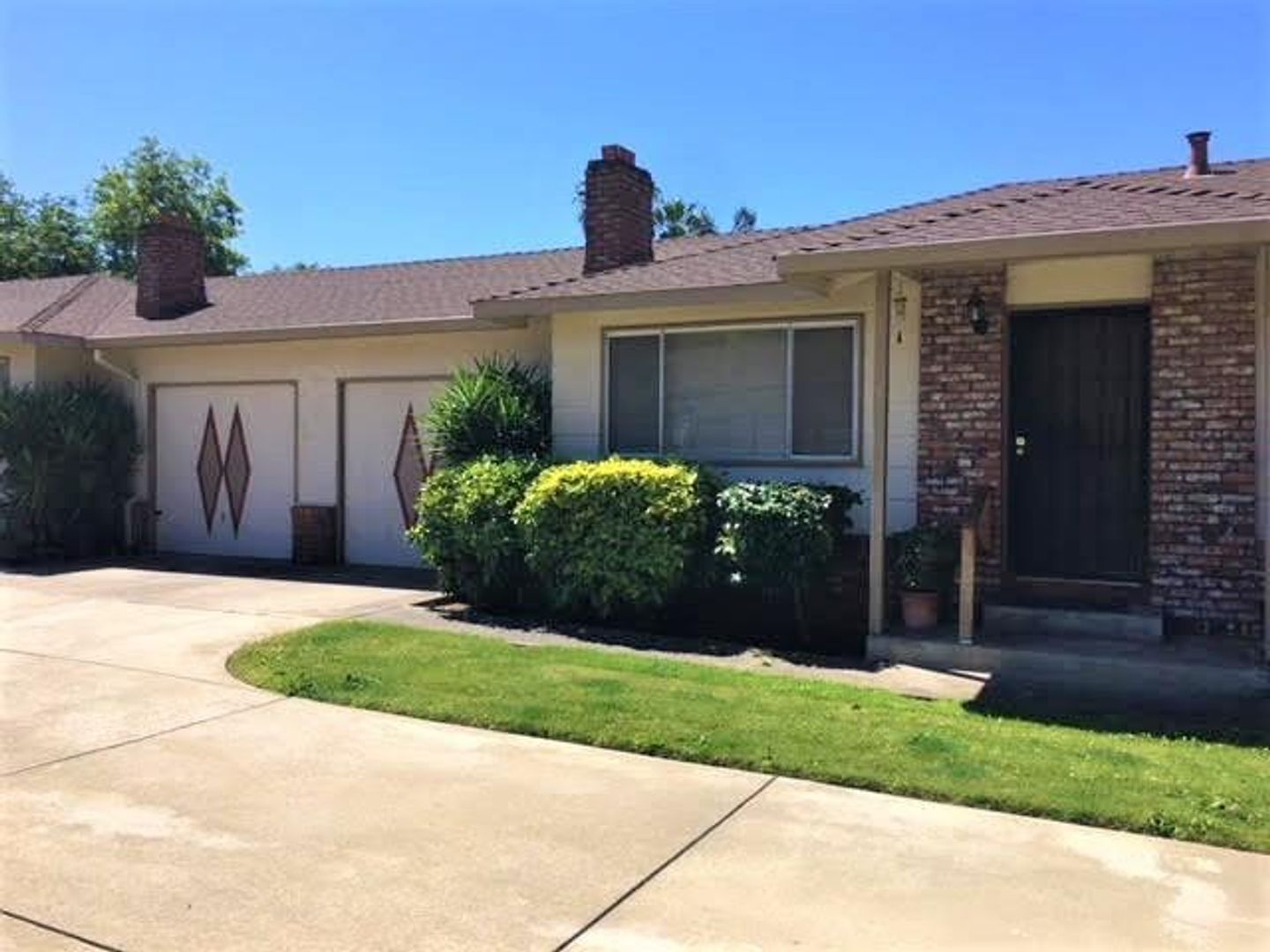 Sacramento Apartment: 69th St