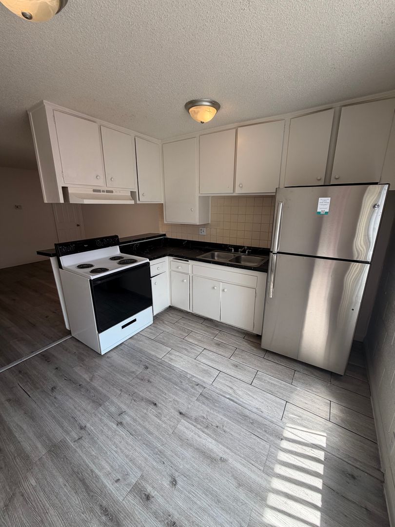 Las Vegas Apartment: 770 Mark Ave