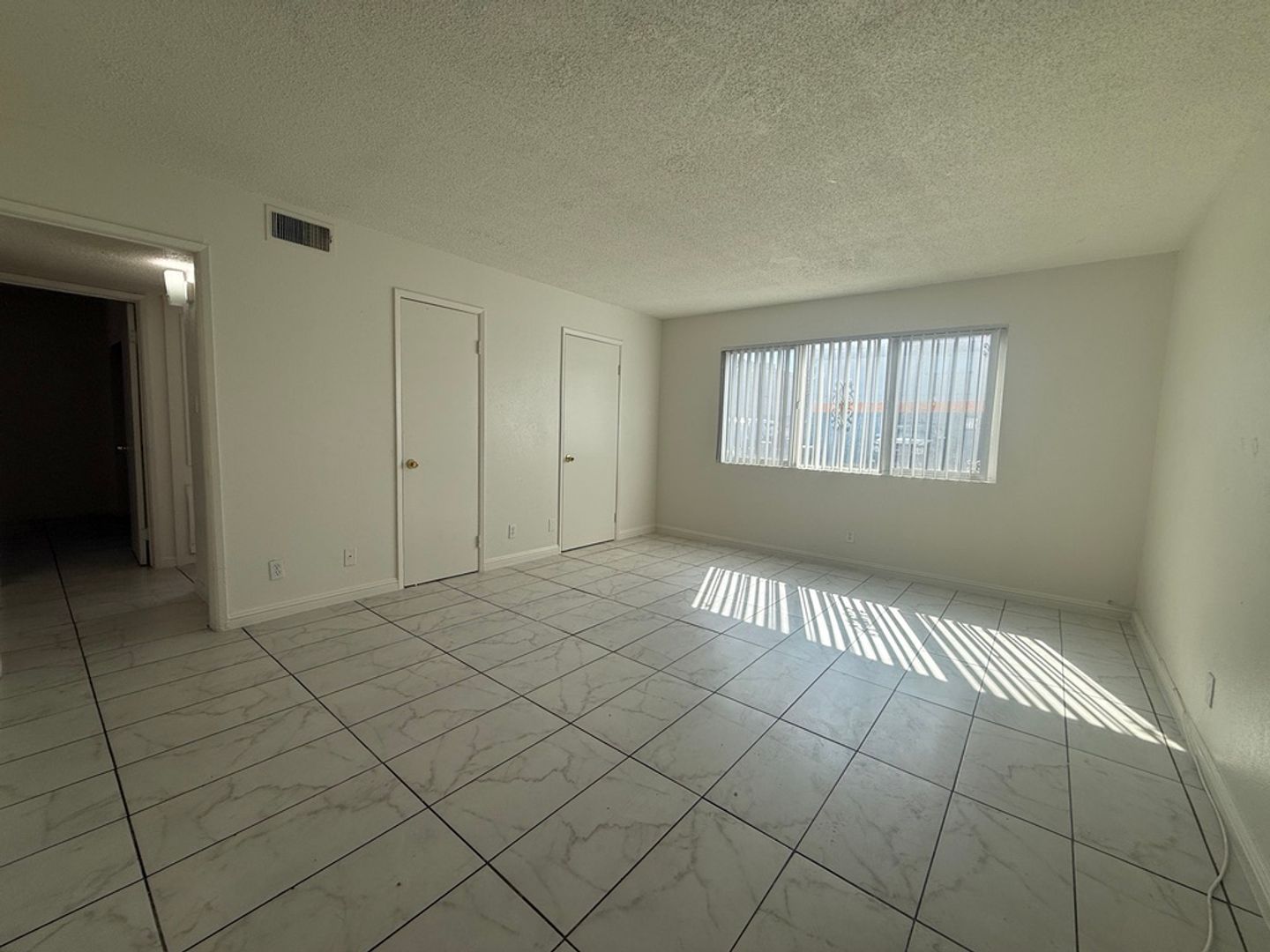 Las Vegas Apartment: 3811 Hazelwood St