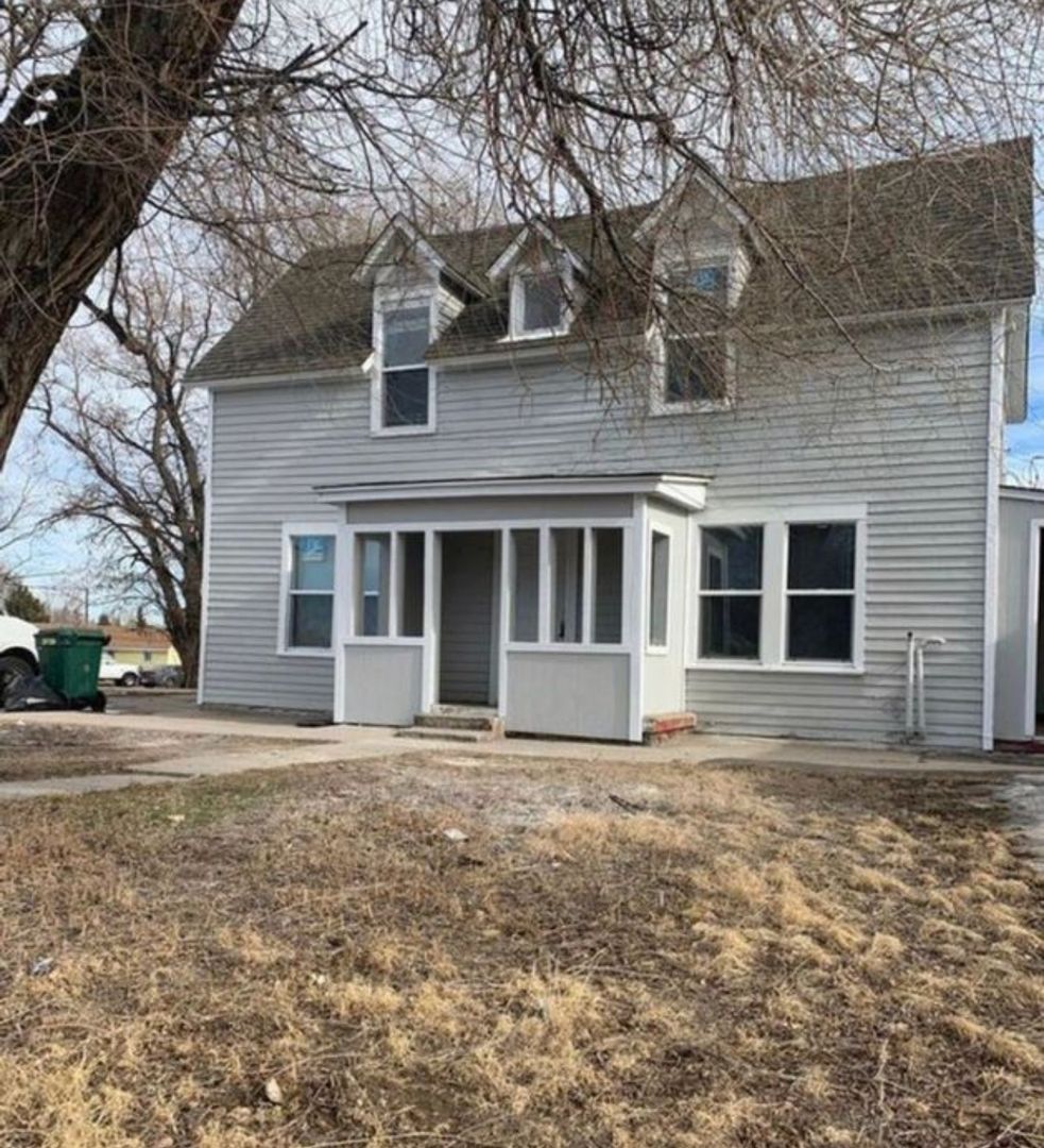 Greeley House: 302 12th Ave