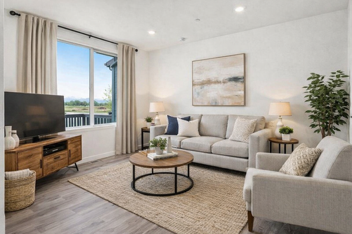 5492 Second Ave, Timnath, CO 80547